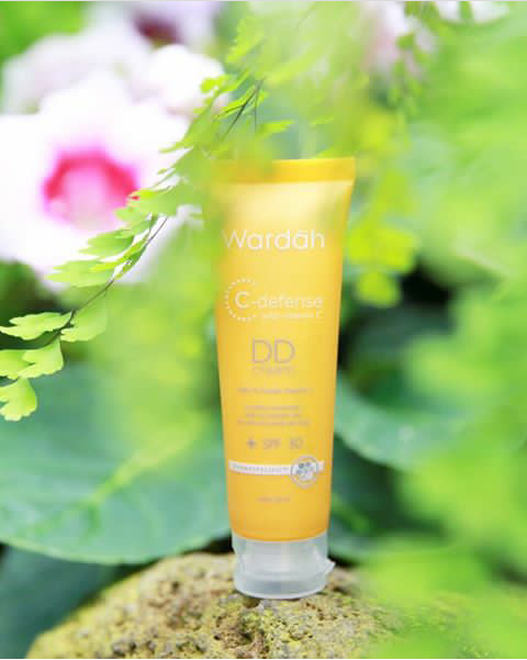 Wardah C-defense DD Cream