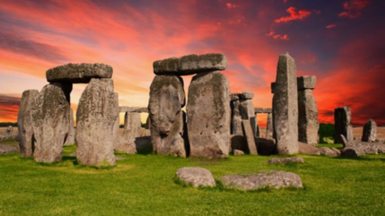 Stonehenge, Sang Monumen Batu yang Misterius nan Indah di Salisbury