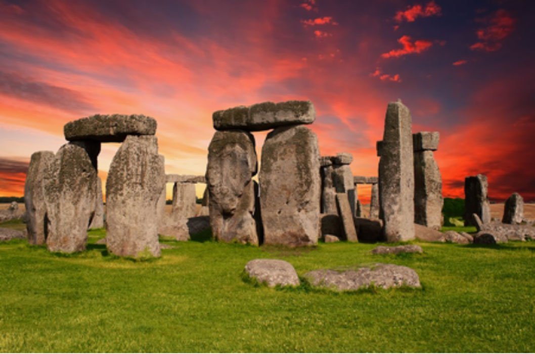 Stonehenge, Sang Monumen Batu yang Misterius nan Indah di Salisbury