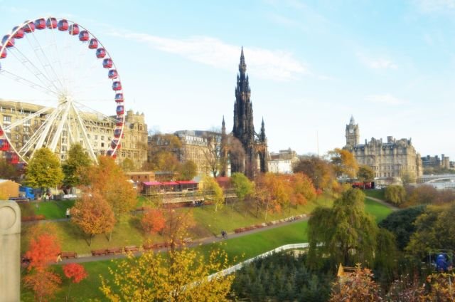 Lanskap kota Edinburgh (Dokumentasi Pribadi)