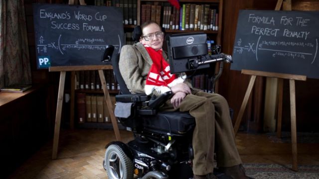 6 Kecanggihan Teknologi dari Kursi Roda Stephen Hawking. Sumpah Keren Banget!