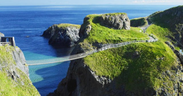 Carrick A Rede Rope Bridge