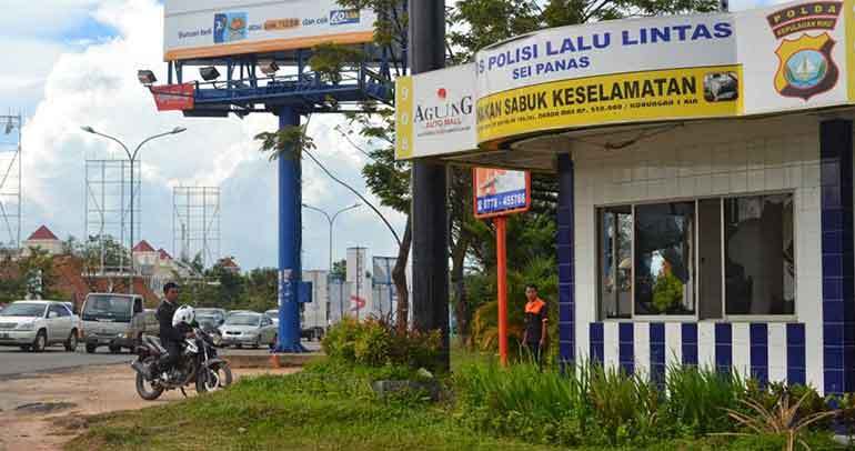 Hati-hati, Polisi Sering Bersembunyi di Beberapa Tempat ini Lho. Daripada Kena, Mending Taati Aturan!