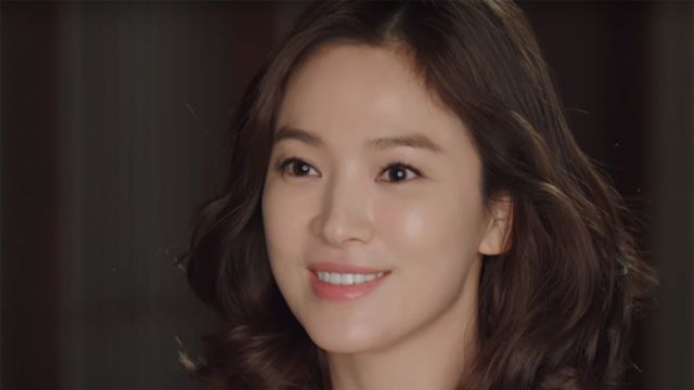 Mulusnya Wajah Song Hye Kyo