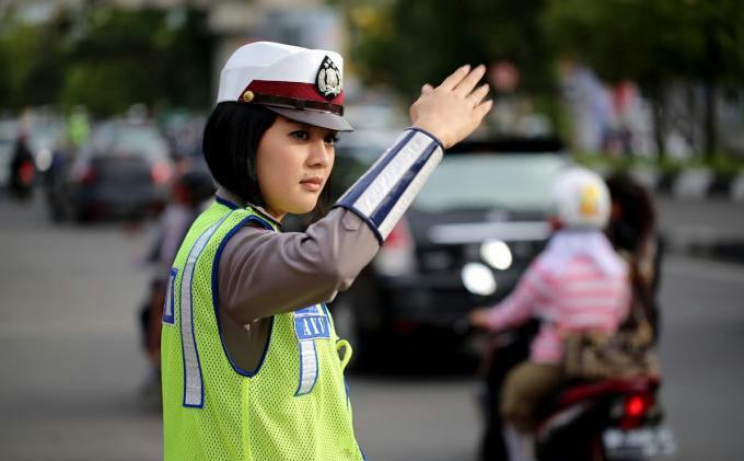 Hati-hati, Polisi Sering Bersembunyi di Beberapa Tempat ini Lho. Daripada Kena, Mending Taati Aturan!