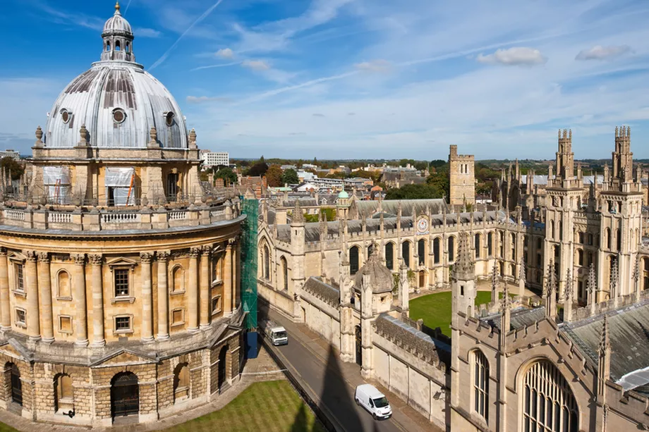 Universitas Oxford