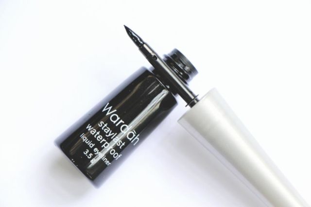 Wardah Staylast Waterproof Liquid Eyeliner