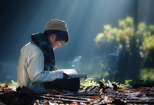 Tips dan Cara Membaca Al-Qur'an Untuk Pemula