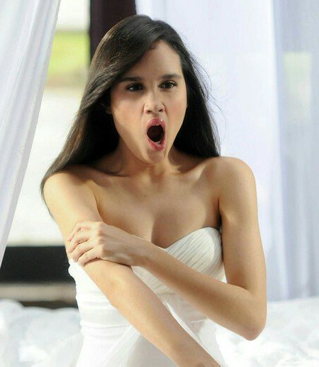 10 Foto yang Buktikan Sekeren Apa pun Idolamu, Mereka Juga Manusia Biasa yang Bisa Kelihatan B Aja~