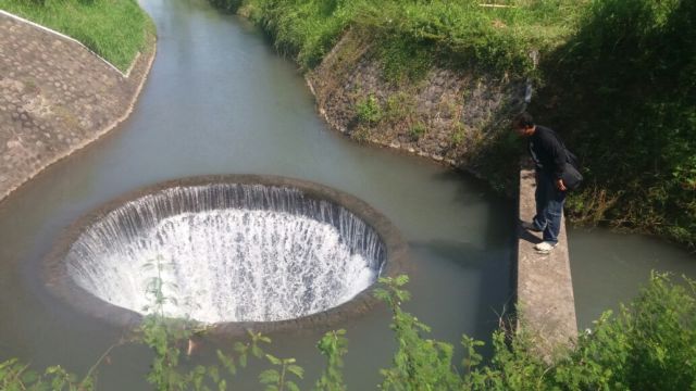 Bukan Mistis atau Kekuatan Alam, Spillway di Probolinggo Memang Sengaja Dibuat Sejak Zaman Belanda