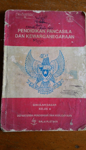 Bikin Kangen, ini 15 Buku yang Menemani Kita Saat Kecil dan Sekolah Dulu. Masih Ingat Nggak Kamu?