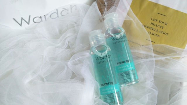 Sedia selalu Micellar Water dalam tas kamu