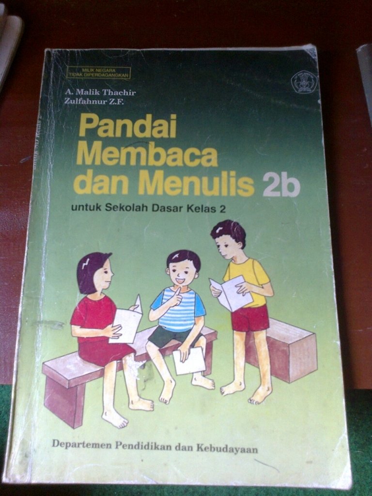 Bikin Kangen, ini 15 Buku yang Menemani Kita Saat Kecil dan Sekolah Dulu. Masih Ingat Nggak Kamu?