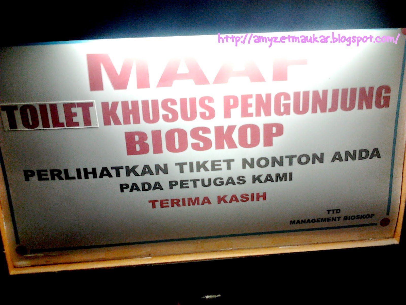 17+ Peraturan Nyeleneh bin Kocak di Toilet ini Pasti Bikin Kamu Geleng-Geleng Kepala Sembari Buang Hajat~