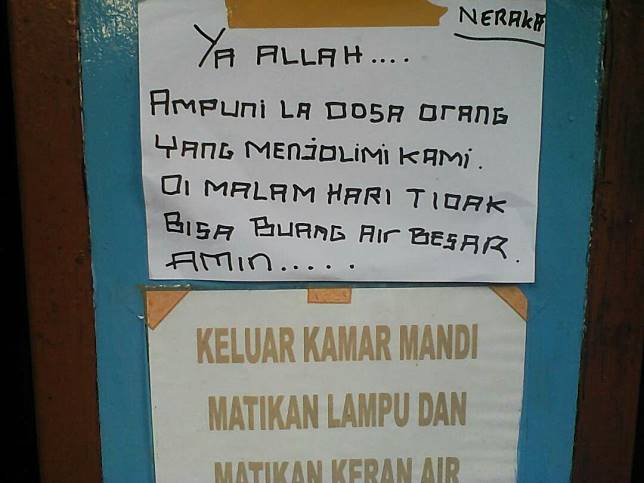 17+ Peraturan Nyeleneh bin Kocak di Toilet ini Pasti Bikin Kamu Geleng-Geleng Kepala Sembari Buang Hajat~