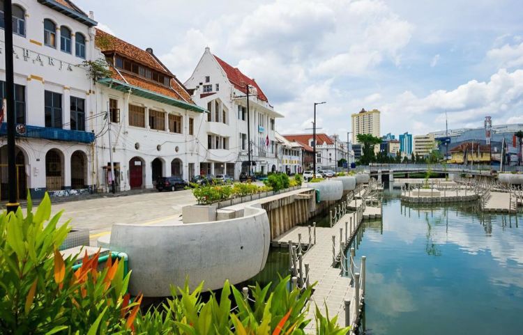 Destinasi Wisata Baru Kali Besar di Kota Tua Jakarta. Indah Banget, Kaya Sungai di Korea!