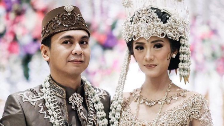 Perjalanan Cinta Raditya Dika-Anissa Aziza, sang Presiden Jomblo yang Akhirnya Menikah Juga