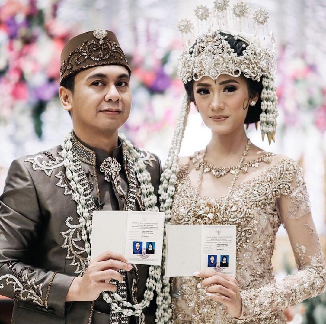 Perjalanan Cinta Raditya Dika-Anissa Aziza, sang Presiden Jomblo yang Akhirnya Menikah Juga