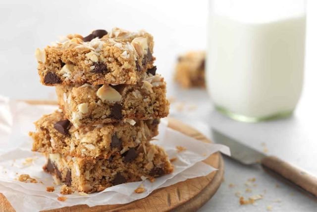 Kumpulan Resep Kue Tanpa Oven di Balik Kemasan Margarin. Anak Kos Juga Bisa Bikin!