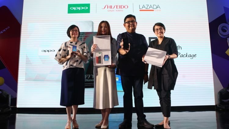 OPPO dan Shiseido Hasilkan F7 Youth Edisi Terbatas. Katanya Bisa Lindungi Kulit dari Sinar UV dan Radiasi Ponsel