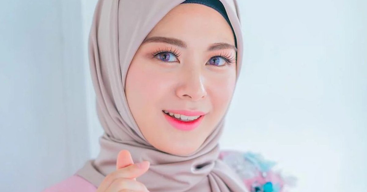 6 Tips Touch Up Makeup Kilat Selepas Wudu. Nggak Makan Waktu!