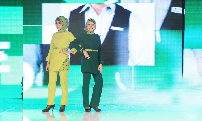 Jelang Ramadan, Citilink Merilis Seragam Baru dan Hijab untuk Pramugari. Adem ya Lihatnya!