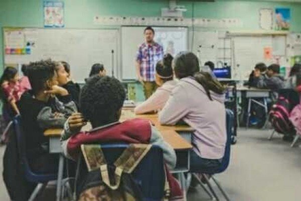 Selagi Masih Menjadi Mahasiswa, Jangan Sia-Siakan Kuliahmu Agar Sarjanamu Tidak Numpang 'Cantik' Undangan