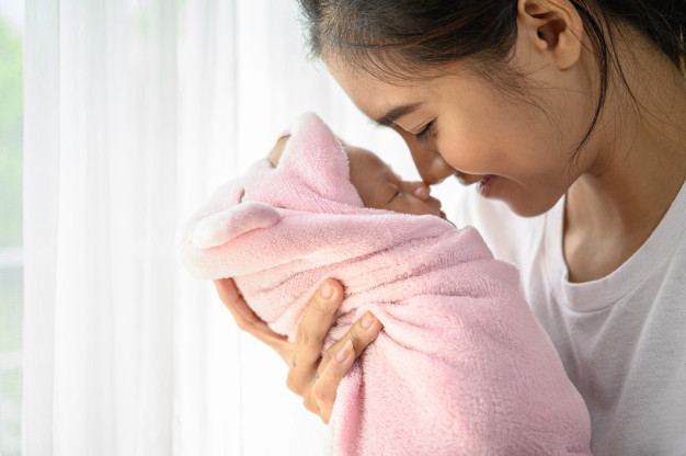 7 Rahasia Cepat Bugar dan Pulih Usai Melahirkan Lewat Prosedur Normal. Yuk, Praktikkan!