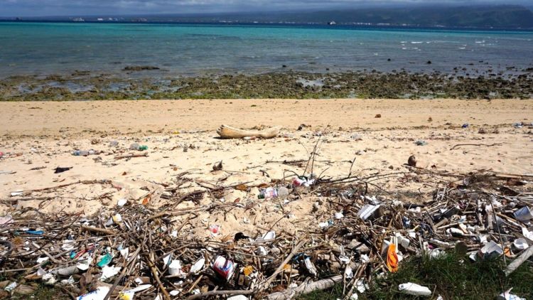 Pulau Bali dan Sampah Plastik