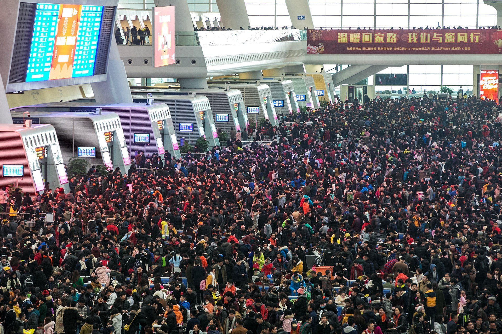 6 Potret Mudik di Negara Lain. Bukan Cuma Indonesia yang Punya Tradisi Pulang Kampung Tiap Tahun