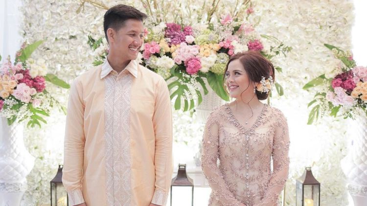 Lamaran Serba Pastel Ala Tasya Kamila dan Randi Bachtiar 