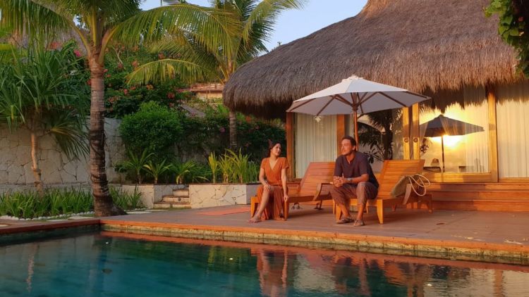 Romantisnya Liburan Raisa dan Hamish Daud di Nihi Sumba Island. Jadi Baper Liatnya!