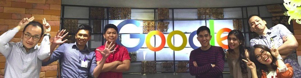 Yuk Intip Gaya Pakaian Google Officer Berikut, Siapa Tahu Ada yang Bisa Kamu Tiru!