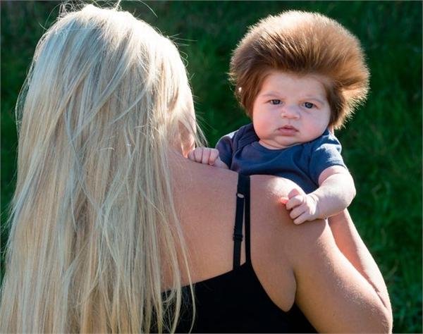 Gemesin Banget, 15 Potret Bayi dengan Rambutnya yang Super Lebat. Pas Hamil Ibunya Ngidam Apa, Ya?