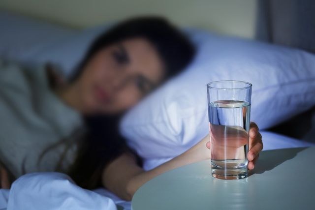 6 Ritual Wajib Sebelum Tidur Ini Jangan Kamu Skip. Biar Kulit Glowing dan Makin Sip