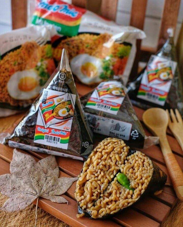 Berkat Akun Twitter @agamaindomie, Kita Jadi Tahu Varian Indomie itu Banyak. Jadi Lapar Seketika deh~