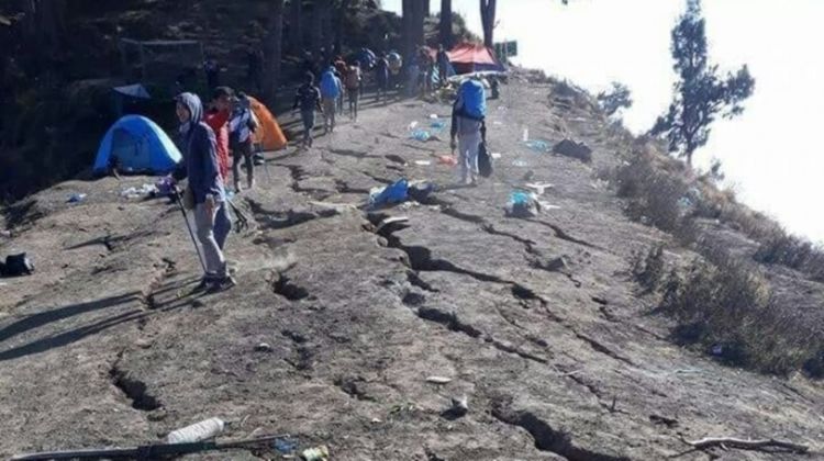 Begini Ngerinya Gunung Rinjani yang Longsor Saat Gempa Lombok. Serem Banget Sih!