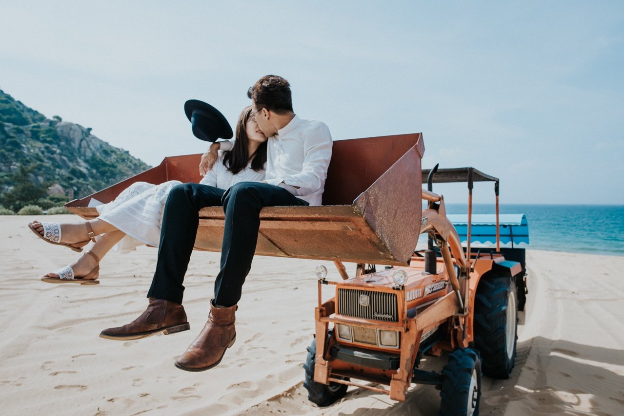 13+ Fotografi Prewedding yang Mendapat Predikat Terbaik di Tahun 2018. Soalnya Lucu dan Kreatif Begini Sih