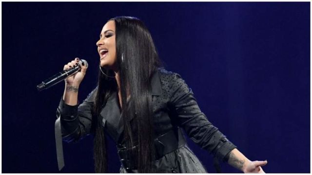 6 Pelajaran yang Bisa Dipetik dari Perjuangan Demi Lovato Melawan Kecanduan Obat-obatan