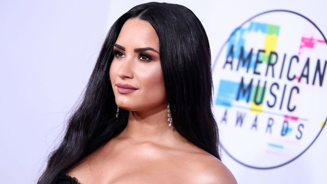 6 Pelajaran yang Bisa Dipetik dari Perjuangan Demi Lovato Melawan Kecanduan Obat-obatan