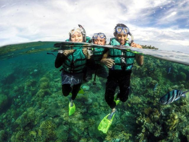 Panduan Liburan ke Karimunjawa, Surga yang Tertinggal di Pulau Jawa. Kapan Kamu ke Sana?