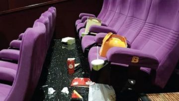 Ini Alasan Cinema 21 Imbau Penonton Bioskop Tidak Boleh Buang Sampah Sembarangan, Meski Ada CS