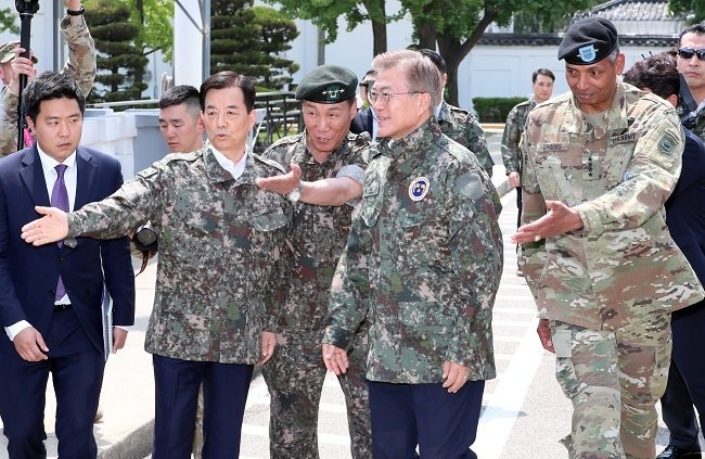 Dari Atlet Sampai Penari Balet, Ini Daftar Cowok Korea Selatan yang Boleh Nggak Wajib Militer