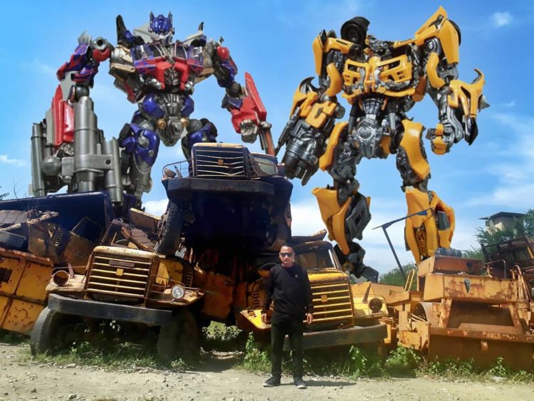 Transformers Park, Destinasi Wisata Kekinian di Solo. Liburan ke Sana Serasa Dikelilingi Robot-robot!