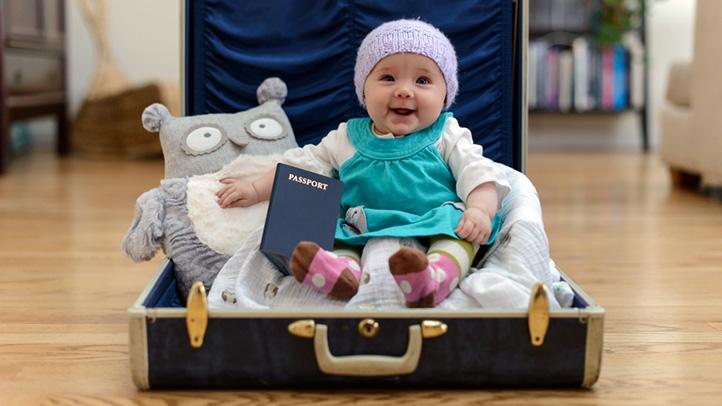 7 Tips Buat Kamu yang Mau Traveling Bersama Bayi. Meskipun Rempong Tapi Tetep Asyik Kok!