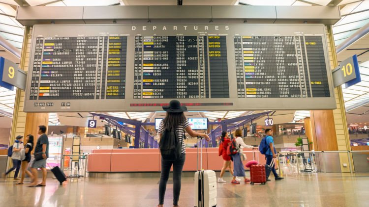 6 Rahasia Changi Airport Jadi Bandara Terbaik Di Dunia. Wah, Bisa Jadi Destinasi Wisata Sendiri Ini Sih