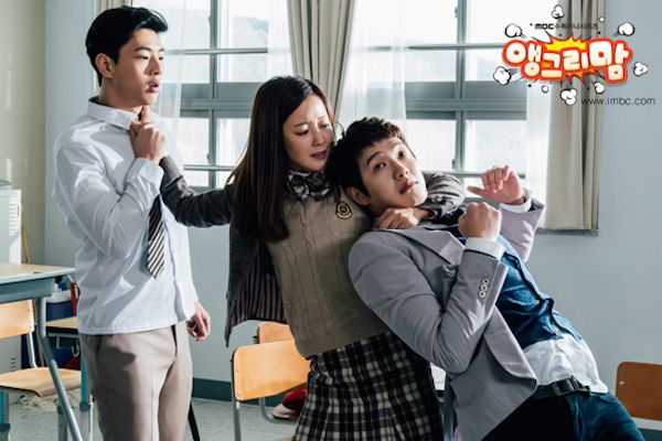 10 Karakter Emak-Emak di Drama Korea yang Bikin Sadar Bahwa Kelakuan Emak di Mana pun itu Sama Saja