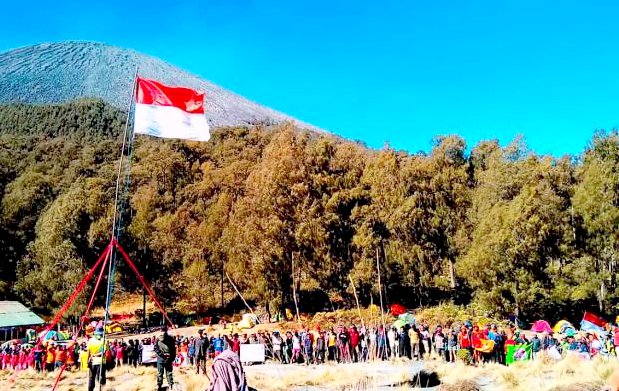 5 Gunung yang Bakal Menjadi Pasar Saat Upacara 17 Agustus, Mau Ke Sana?