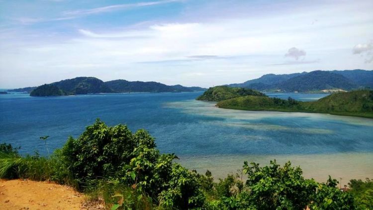 5 Potret Keindahan Puncak Mandeh. Raja Ampatnya Sumatera Barat Nih!