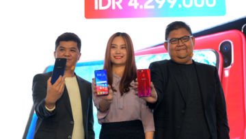 Tak Sekadar Oke Buat Foto, Oppo F9 Bisa Nge-Charge 5 Menit Saja dan Dipakai Teleponan Sampai 2 Jam